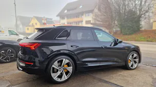 Audi e-tron 55 S Line Black Edition quattro