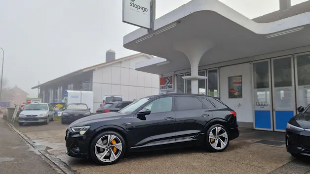 Audi e-tron 55 S Line Black Edition quattro