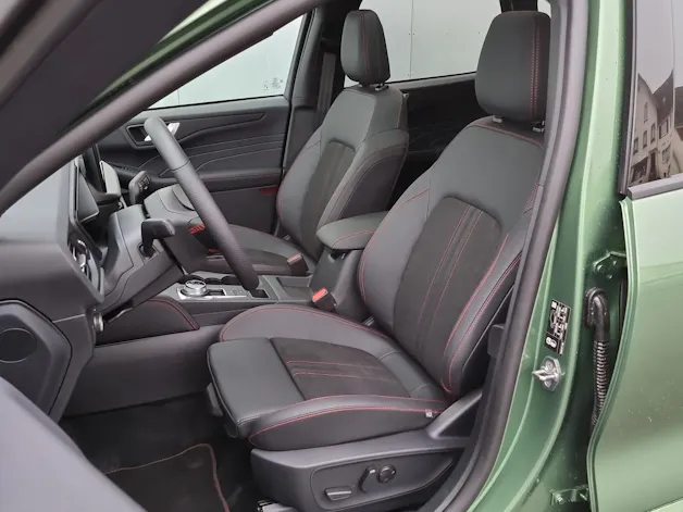 Ford Kuga 2.5 Hybrid ST-Line X 4x4