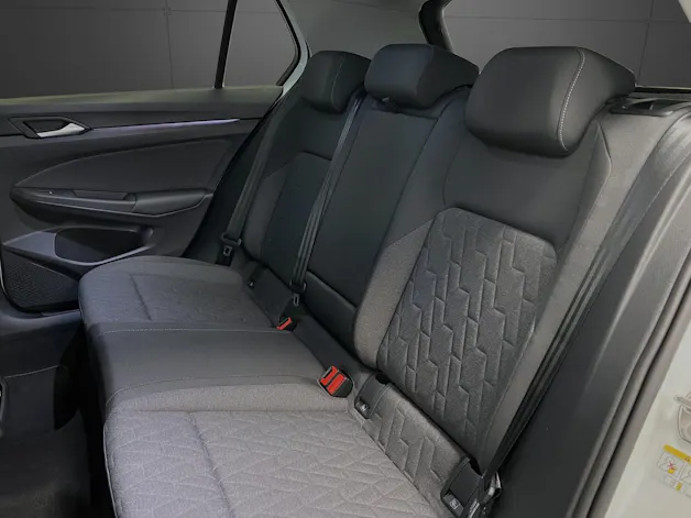 VW Golf 1.5 TSI PHEV Life