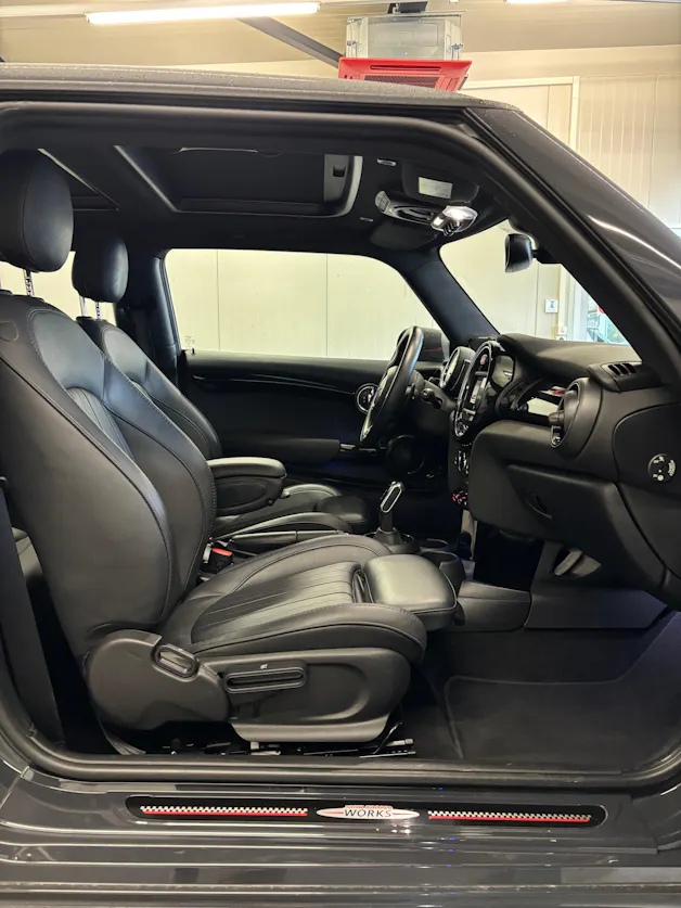 Mini Cooper John Cooper Works Steptronic