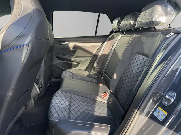 VW Golf 2.0 TSI R-Line DSG 4 Motion