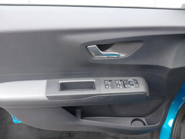 Ford Tourneo Courier 1.0 EcoBoost Titanium
