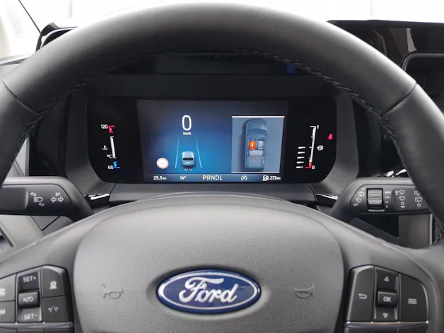 Ford Tourneo Courier 1.0 EcoBoost Titanium