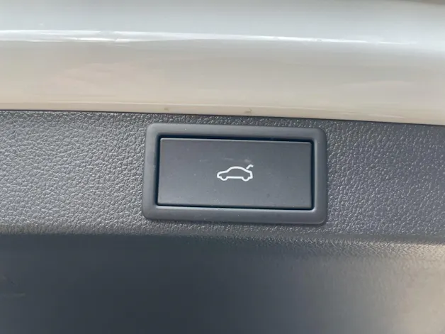 Škoda Octavia Combi 2.0 TSI DSG Selection 4x4
