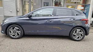 Hyundai i20 1.0 T-GDi Amplia Safety Pack.