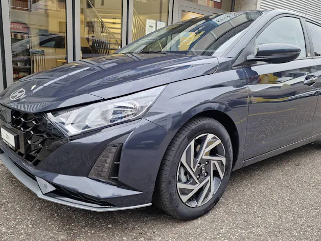 Hyundai i20 1.0 T-GDi Amplia Safety Pack.