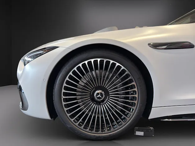 Mercedes-Benz SL 680 Maybach Monogramm Series