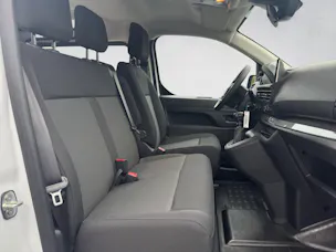 Peugeot Expert 2.0 BlueHDi 145 S&S Vertiefte Kabine Long