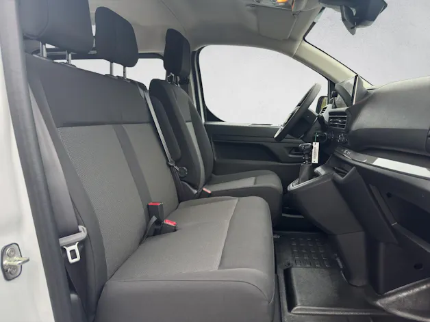 Peugeot Expert 2.0 BlueHDi 145 S&S Vertiefte Kabine Long