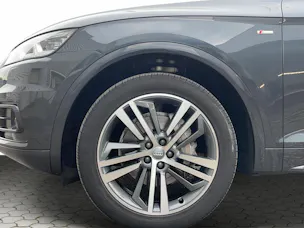 Audi Q5 2.0 TDI sport quattro S-tronic