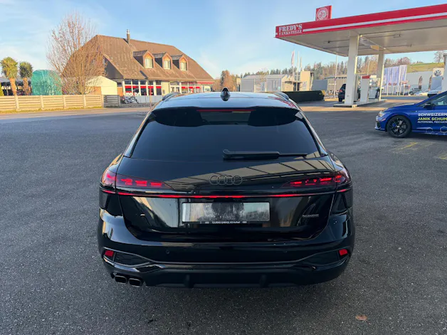 Audi A6 Avant TDI quattro 150 kW S tronic