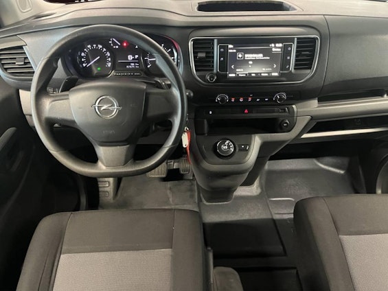 Vehicle image 14 Vehicle image 14