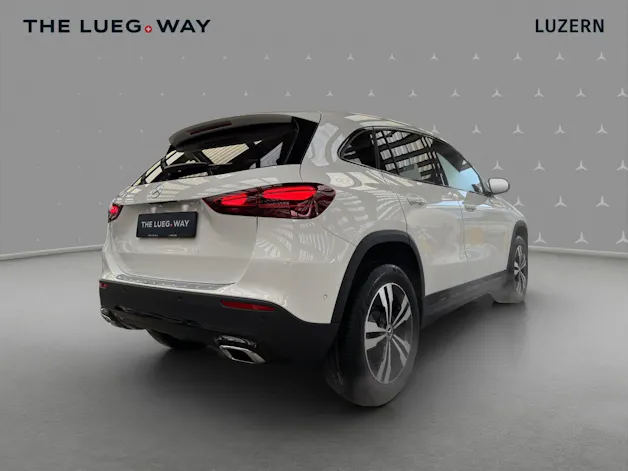 Mercedes-Benz GLA 200 Night Star 7G-DCT