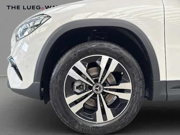 Mercedes-Benz GLA 200 Night Star 7G-DCT