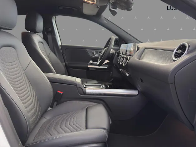 Mercedes-Benz GLA 200 Night Star 7G-DCT