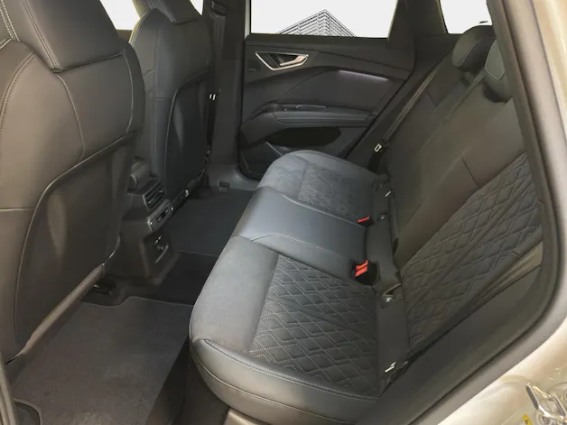 Audi Q4 e-tron 45 Attraction