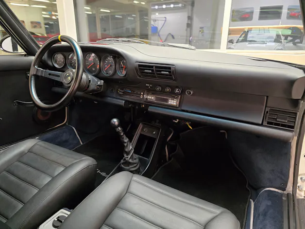 Porsche 911 Carrera Cabrio