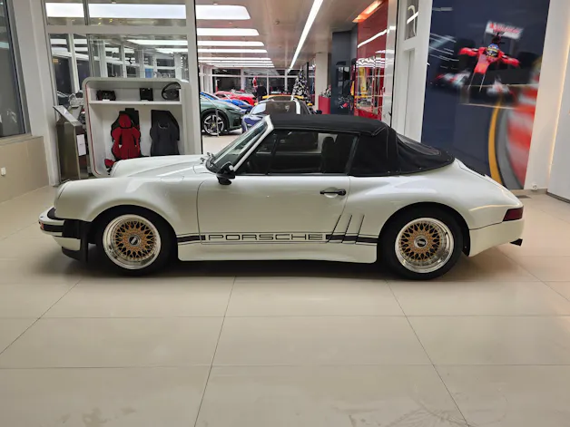 Porsche 911 Carrera Cabrio