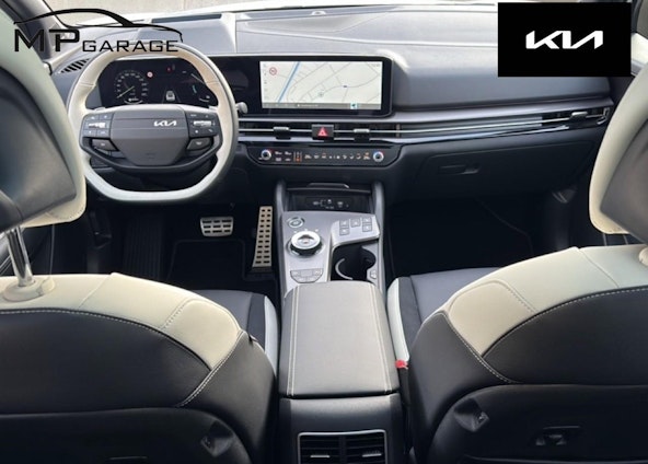 Vehicle image 7 Vehicle image 7