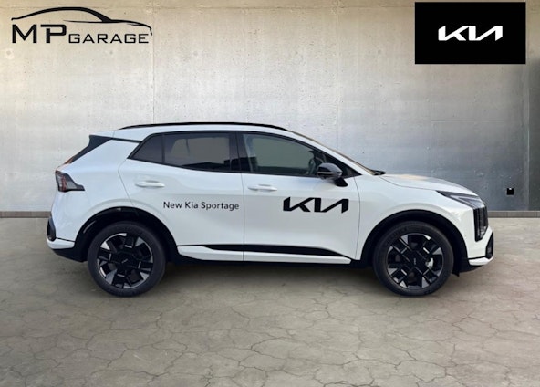 Vehicle image 3 Vehicle image 3