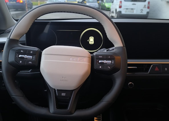 Vehicle image 11 Vehicle image 11