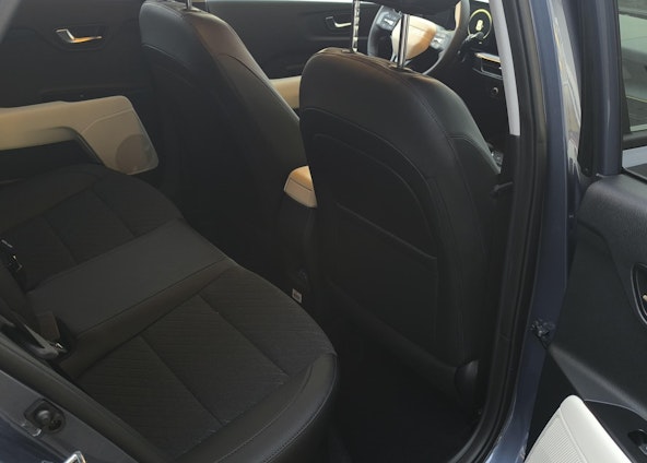 Vehicle image 15 Vehicle image 15