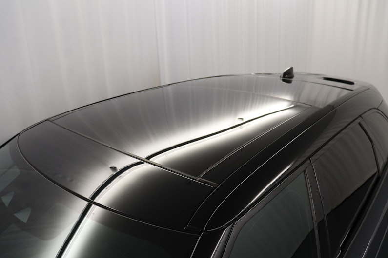 Vehicle image LAND ROVER RANGE ROVER VELAR