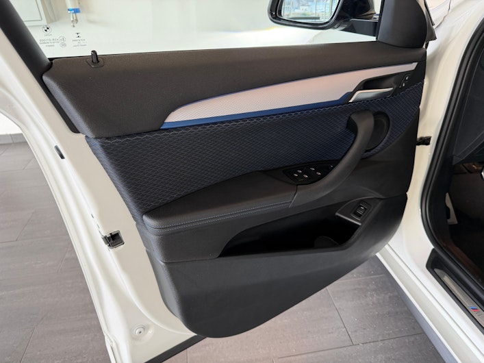 Vehicle image BMW X2