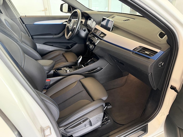 Vehicle image BMW X2