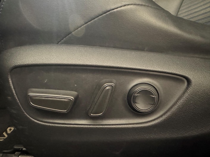 Vehicle image TOYOTA RAV-4