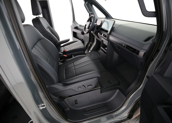 Vehicle image 4 Vehicle image 4