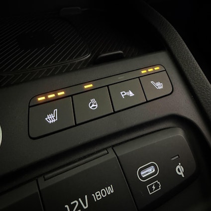 Vehicle image 11 Vehicle image 11