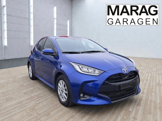 First vehicle image First vehicle image