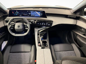 Fahrzeugbild PEUGEOT 5008 1.6 PHEV Allure