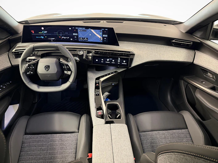 Fahrzeugbild PEUGEOT 5008