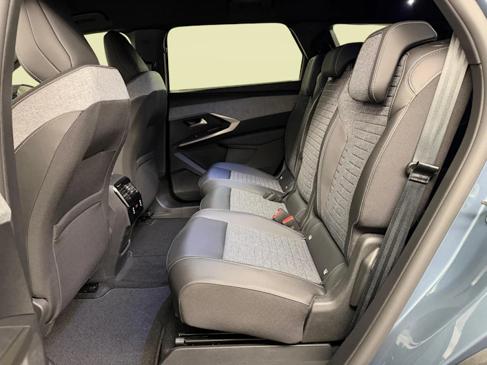 Fahrzeugbild PEUGEOT 5008