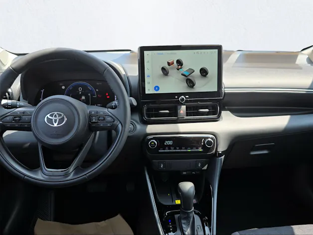 Toyota Yaris 1.5 VVT-i HSD Trend