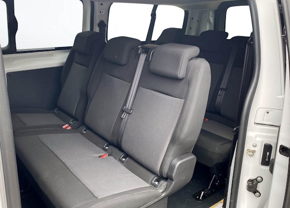 Vehicle image 6 Vehicle image 6