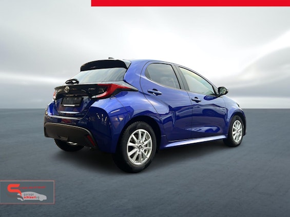 Vehicle image 5 Vehicle image 5