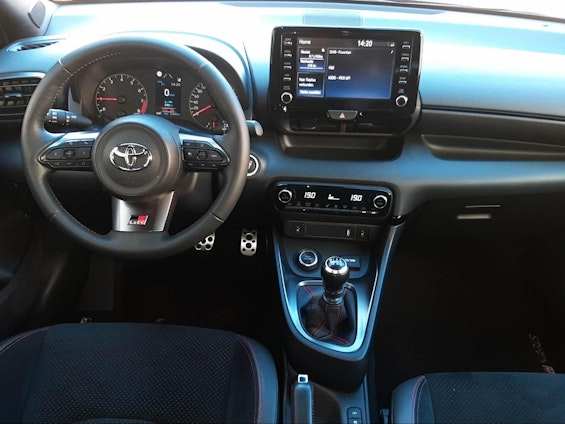 Vehicle image 12 Vehicle image 12