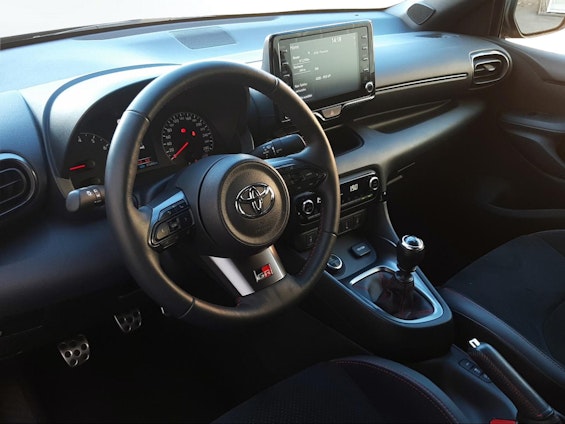 Vehicle image 8 Vehicle image 8