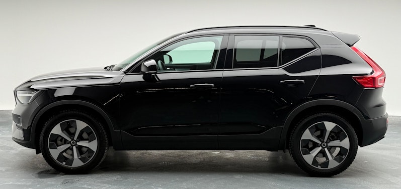 Vehicle image VOLVO XC40