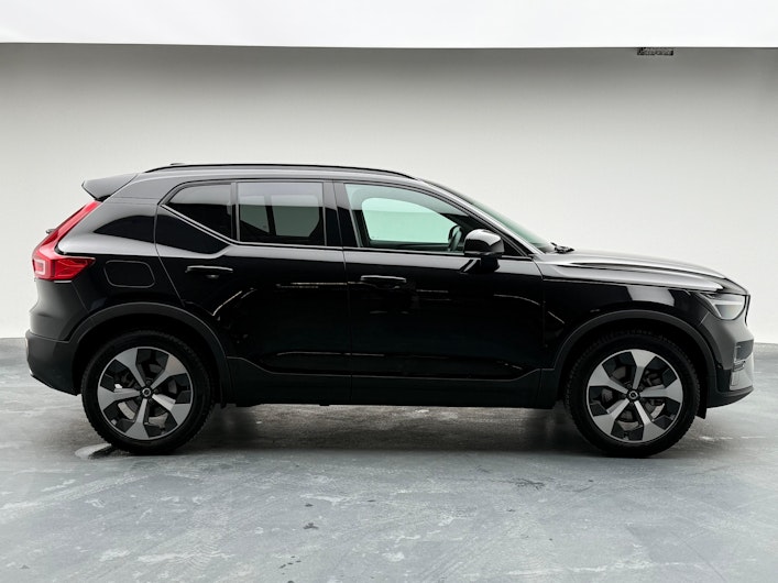 Vehicle image VOLVO XC40