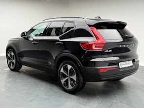 Vehicle image VOLVO XC40 2.0 B3 MH Plus Dark