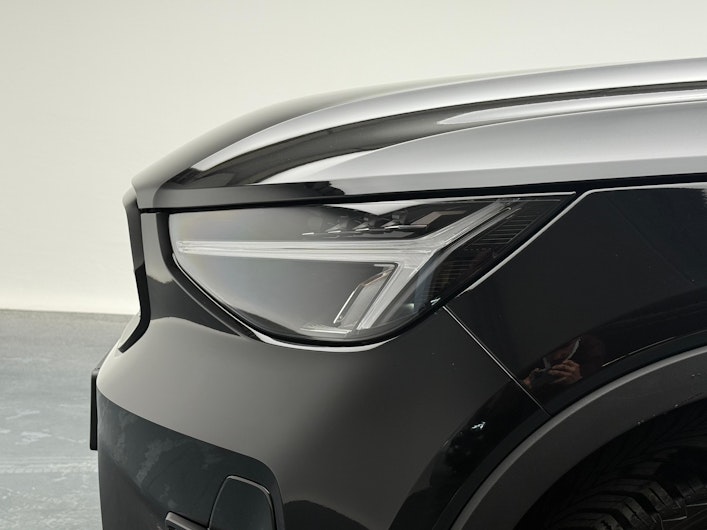 Vehicle image VOLVO XC40