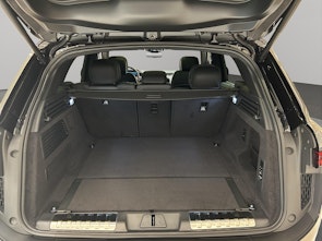 Vehicle image LAND ROVER Range Rover Sport 3.0 I6 P460e SE Dynamic