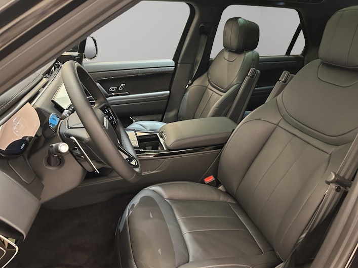 Vehicle image LAND ROVER RANGE ROVER SPORT