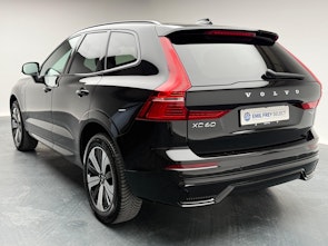 Vehicle image VOLVO XC60 2.0 T6 TE Plus Dark eAWD