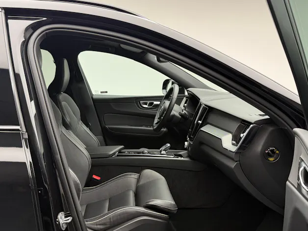 Volvo XC60 2.0 T6 TE Plus Dark eAWD
